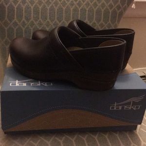 Dansko brown leather professional clogs size 37